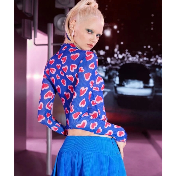 Heart Print Mesh Long Sleeve Top Blue Red Valentines Day Top Sizes S-L Available - Picture 3 of 8